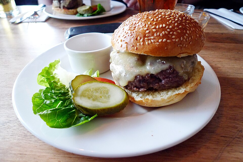 A cheeseburger on a plate